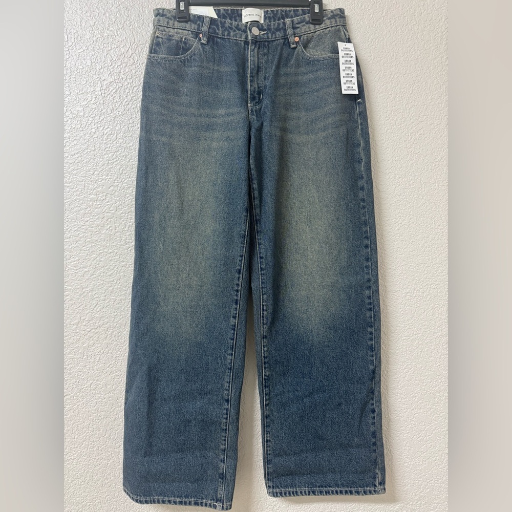 Abrand 99 baggy low rise distressed jean